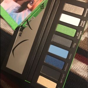 Kat Von D Divine Palette LE